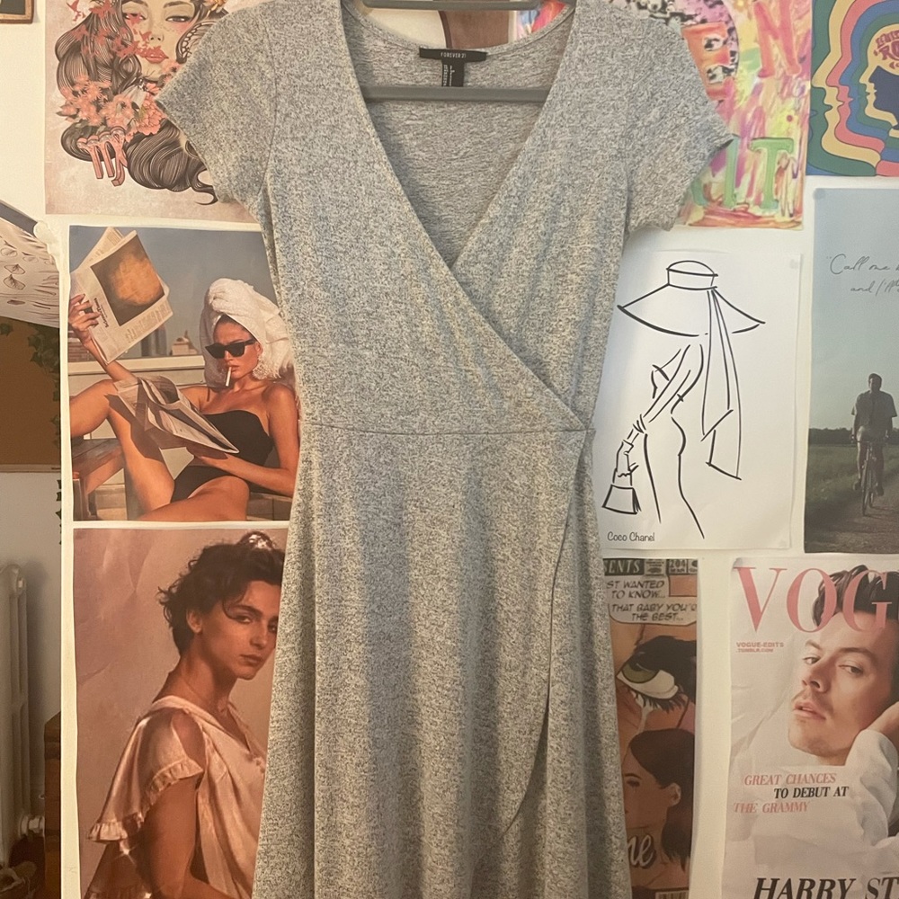 Never worn Forever21 grey wrap dress.